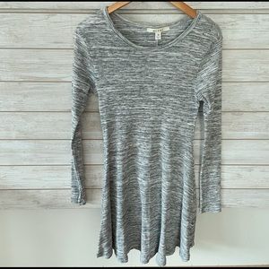 NWOT Miami Gray Knitted Long Sleeve Mid Length Dress Women’s Medium